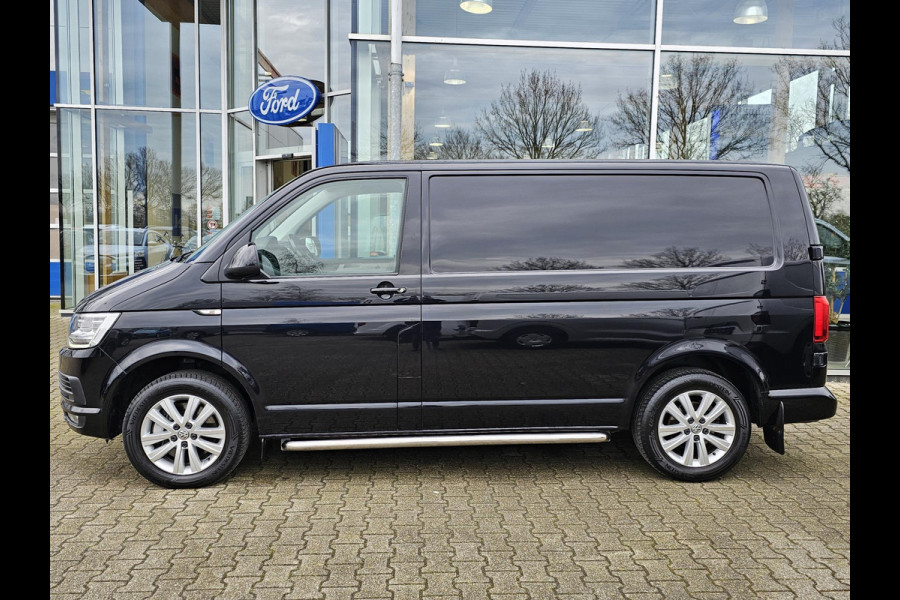 Volkswagen Transporter 2.0 TDI L1H1 204 pk DSG automaat | Trekhaak | Full led | Camera | Navigatie | Stuurwielbediening | Sidebars | Bijrijdersbank | Nette auto!