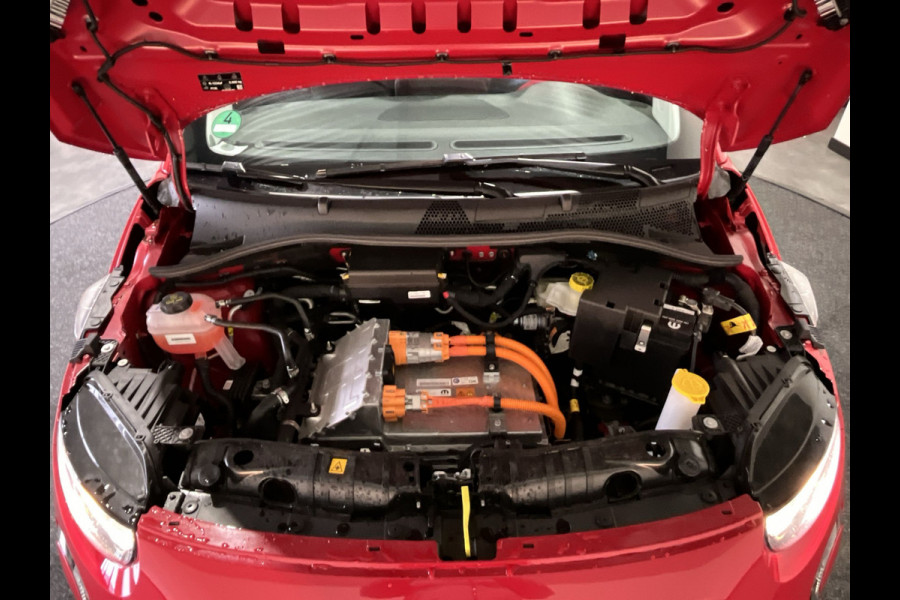 Fiat 500E CABRIO RED 42 kWh | Winterpakket | Keyless Entry & Go Pakket | Parkeercamera