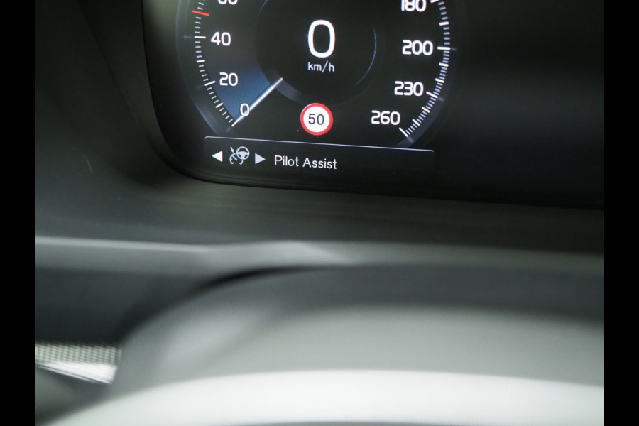 Volvo XC90 2.0 T8 Recharge AWD R-Design 7p | Panoramadak | Pilot Assist | Harman Kardon | Trekhaak