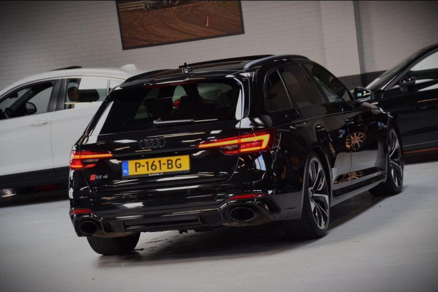 Audi RS4 Avant 2.9 TFSI RS 4 Quattro Panoramadak|Massage|Matrix|Black|450pk!!|B&O|