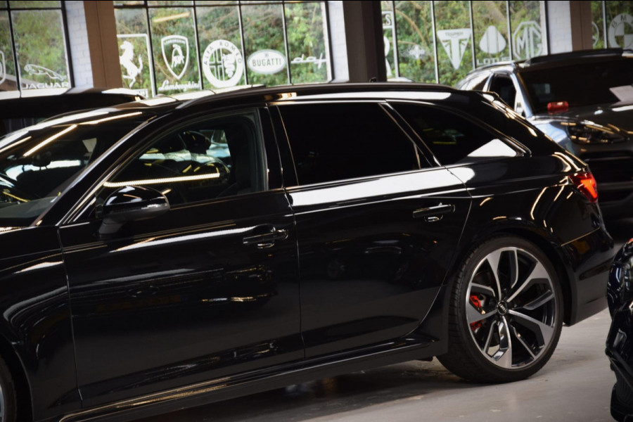 Audi RS4 Avant 2.9 TFSI RS 4 Quattro Panoramadak|Massage|Matrix|Black|450pk!!|B&O|