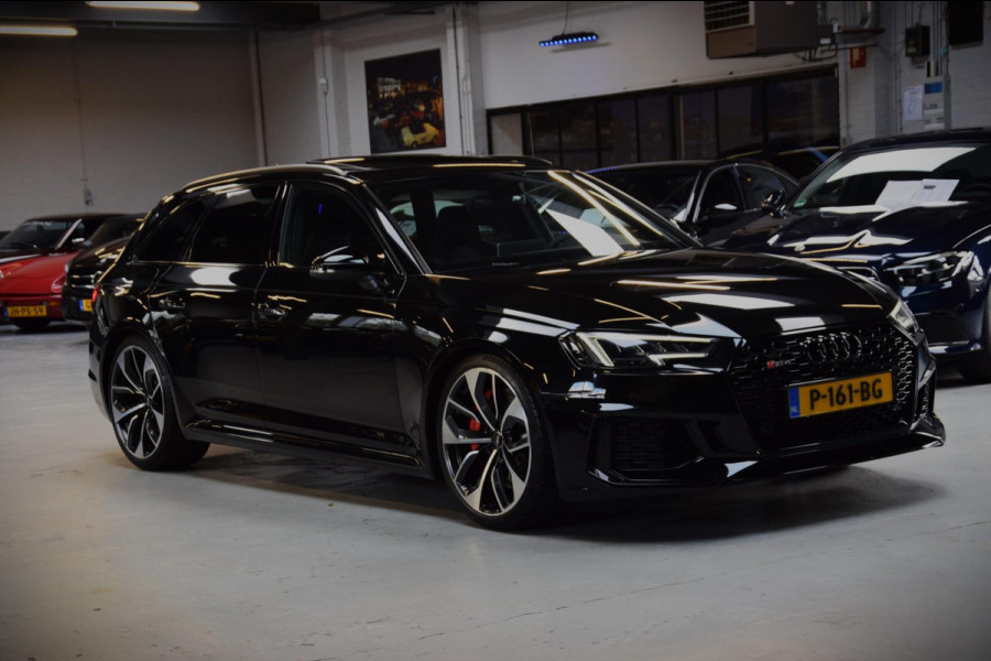 Audi RS4 Avant 2.9 TFSI RS 4 Quattro Panoramadak|Massage|Matrix|Black|450pk!!|B&O|