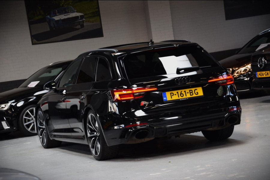 Audi RS4 Avant 2.9 TFSI RS 4 Quattro Panoramadak|Massage|Matrix|Black|450pk!!|B&O|