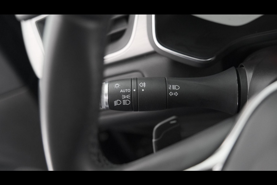 Renault Captur Mild Hybrid 140 EDC Intens | Camera | Navigatie | Parkeersensoren | Apple Carplay