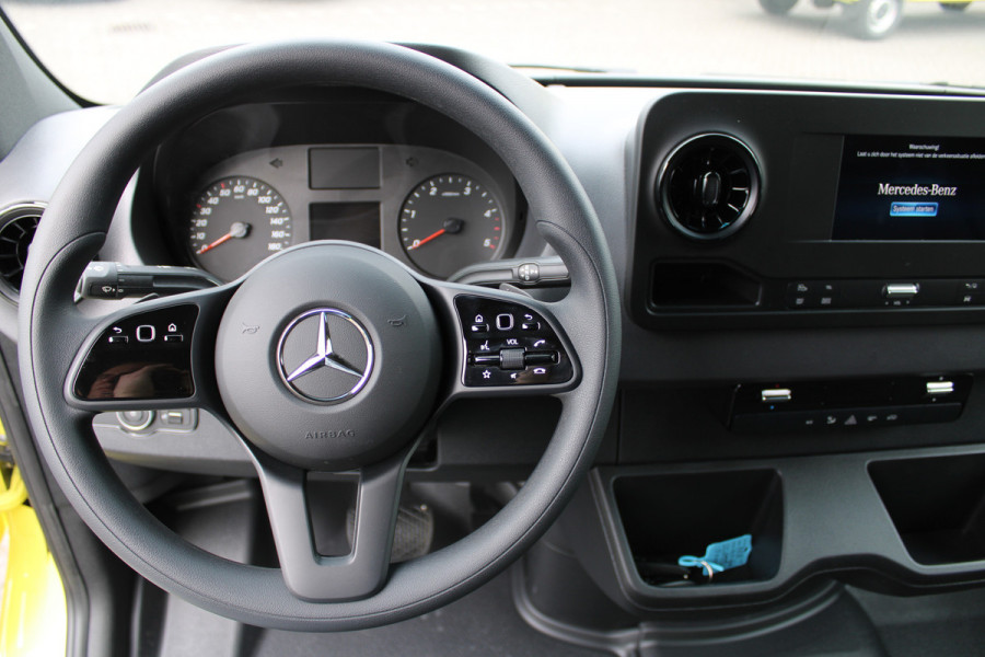 Mercedes-Benz Sprinter 319 CDI 4x4 L2H2 LED, 2 Schuifdeuren, MBUX met navigatie en camera