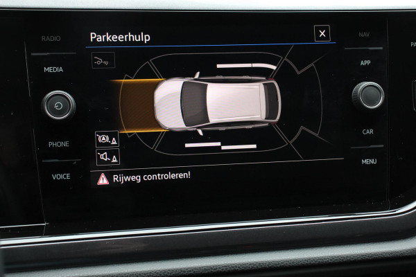 Volkswagen Taigo 1.5 TSI 150pk DSG Style | Navigatie | Apple Carplay/Android Auto | Parkeersensoren | Camera | Park Assist | Blind Spot Assist | Adaptive Cruise Control | Stoelverwarming | Virtual Cockpit | LED-koplampen