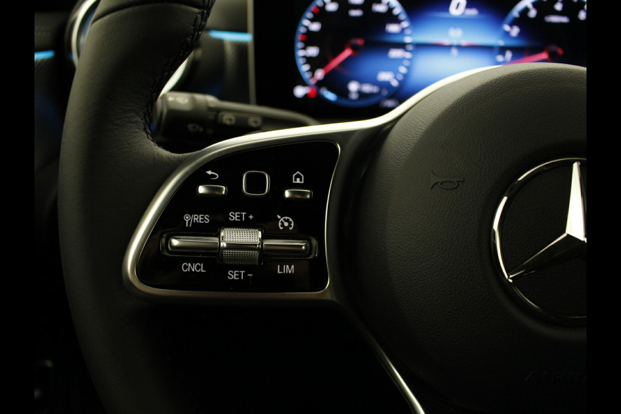 Mercedes-Benz CLA-Klasse Shooting Brake 220 Premium | Progressive Line | Digitale radio | Privacy glas | Connectiviteitspakket smartphone | Uw voordeel € 4.602 inclusief tijdelijke Cash Bonus ! Nu tijdelijk te financiëren tegen 3,90% rente (actie loopt t/m 15-5-2020)
