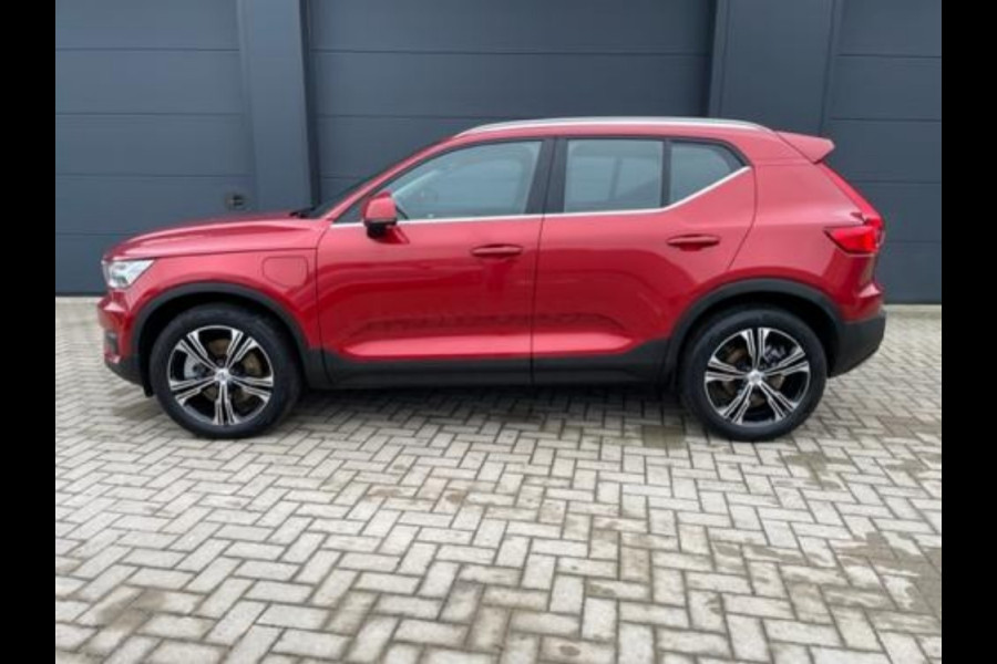 Volvo XC40 T4 Recharge Inscription Expression