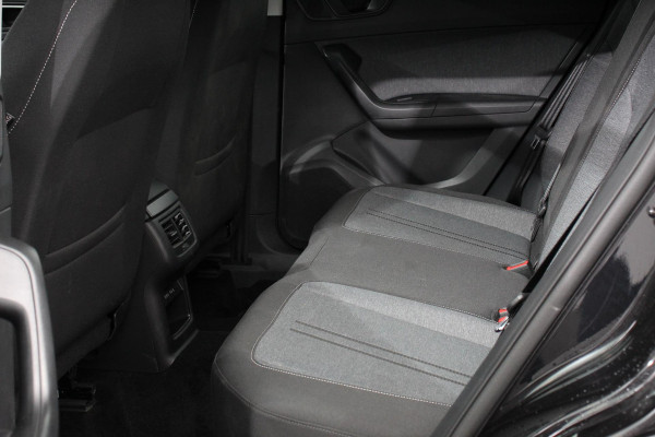 Seat Ateca 1.5 TSI DSG Style Nieuw type Demo! | Climate Control | Camera | Parkeer sensoren | Cruise control | DAB | Led | Lichtmetalen Velgen