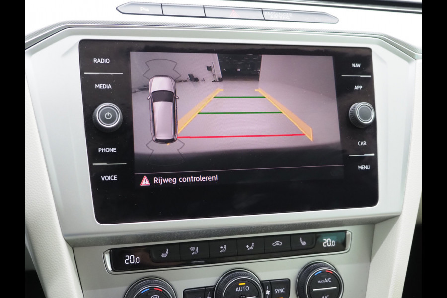 Volkswagen Passat Variant 1.5 TSI DSG Comfortline | Virtual Cockpit | Adaptive Cruise | Camera | Trekhaak