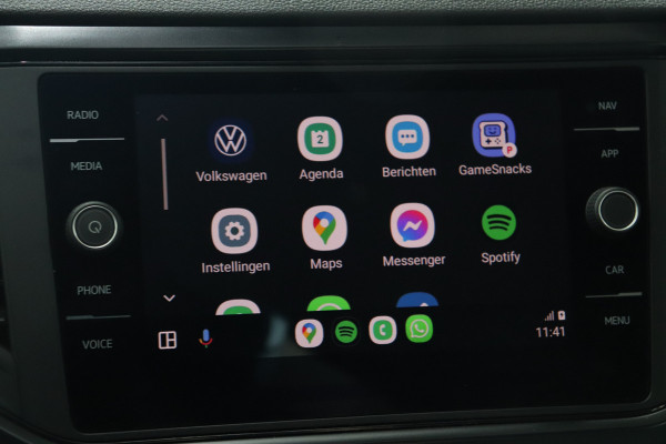 Volkswagen T-Roc 1.5 TSI DSG Navi PDC Carplay