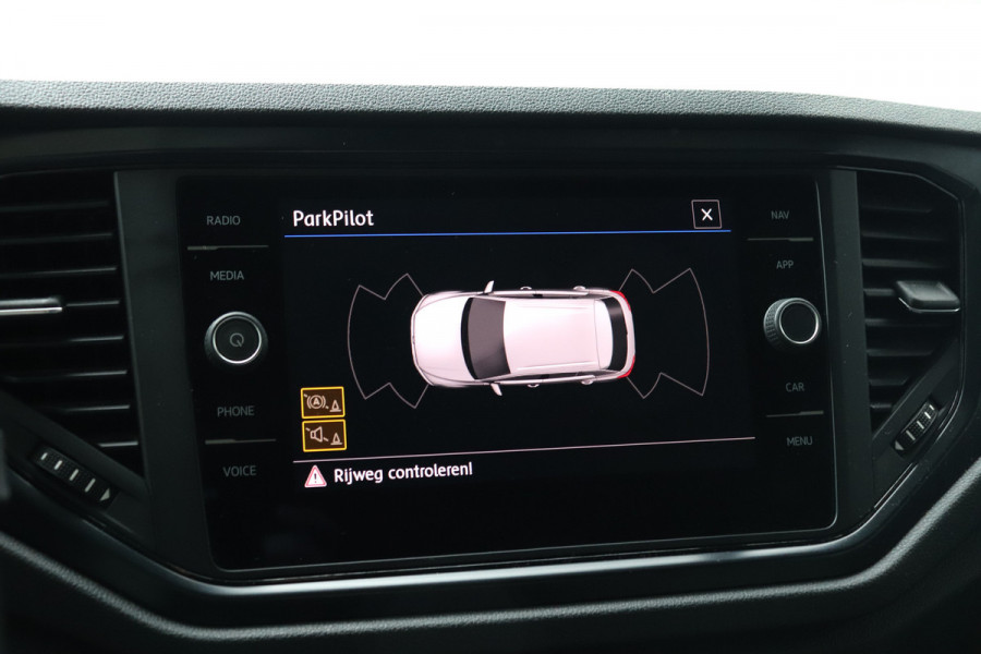 Volkswagen T-Roc 1.5 TSI DSG Navi PDC Carplay