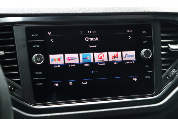 Volkswagen T-Roc 1.5 TSI DSG Navi PDC Carplay