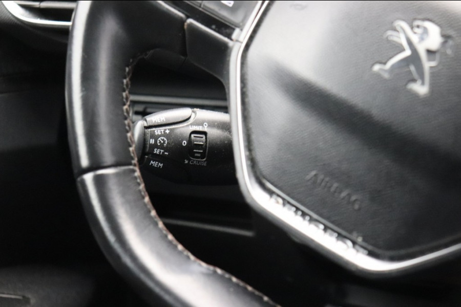 Peugeot 3008 1.6 BlueHDi Executive - CarPlay, Digital Cockpit