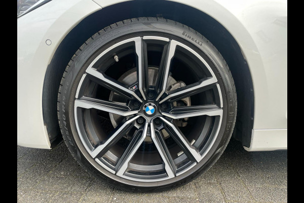 BMW 4 Serie Cabrio 420i High Executive M pakket Camera Parksensensor Carplay