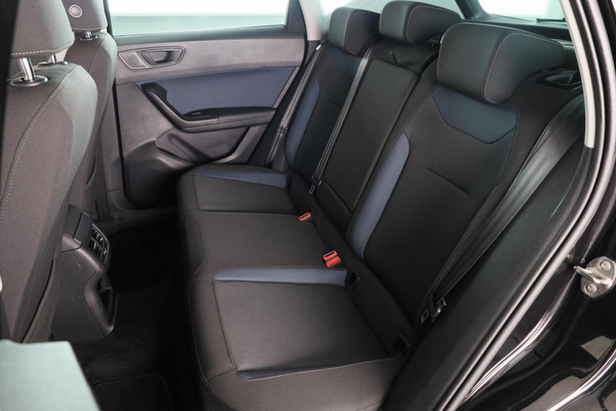 Seat Ateca 1.0 EcoTSI Style Business Intense 115 pk | Navigatie | Trekhaak | Parkeersensoren (Park assist) | Achteruitrijcamera | Adaptieve cruise control
