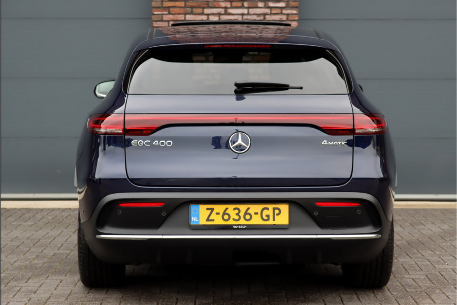 Mercedes-Benz EQC 400 4-MATIC AMG Line 80 kWh | ex BTW €49.000,- | Schuifdak | Distronic+ | Memory | Trekhaak | Surround Camera | Keyless Go | Head-up Display | Voorklimatisering | Rijassistentiepakket | Air-Balance |