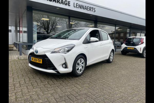 Toyota Yaris 1.5 Hybrid Active Rijklaarprijs / 12 mnd garantie