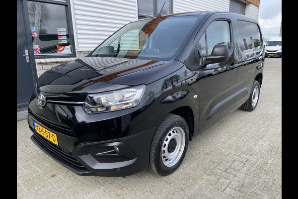 Toyota PROACE CITY 1.5 D-4D 102pk L1H1 Live rijklaar € 19.950 ex btw / fabrieksgarantie tot 30-08-2025 ! / lease vanaf € 366 / airco / cruise / navi / euro 6 / pdc voor en achter !