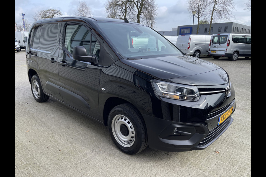 Toyota PROACE CITY 1.5 D-4D 102pk L1H1 Live rijklaar € 19.950 ex btw / fabrieksgarantie tot 30-08-2025 ! / lease vanaf € 366 / airco / cruise / navi / euro 6 / pdc voor en achter !