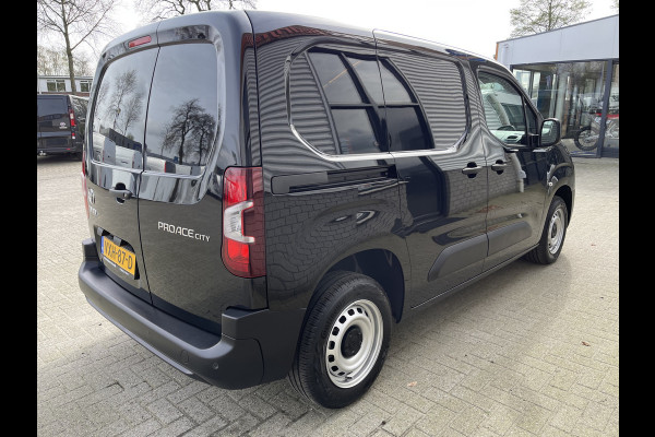 Toyota PROACE CITY 1.5 D-4D 102pk L1H1 Live rijklaar € 19.950 ex btw / fabrieksgarantie tot 30-08-2025 ! / lease vanaf € 366 / airco / cruise / navi / euro 6 / pdc voor en achter !