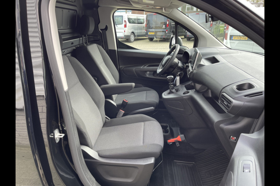 Toyota PROACE CITY 1.5 D-4D 102pk L1H1 Live rijklaar € 19.950 ex btw / fabrieksgarantie tot 30-08-2025 ! / lease vanaf € 366 / airco / cruise / navi / euro 6 / pdc voor en achter !