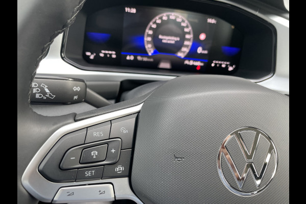 Volkswagen T-Roc 1.0 TSI Life Business (Nieuwe auto met fabrieksgarantie) Clim.control - Cruise control - ParkS-V+A - Navi - App-Connect - Radio/USB/TEL - MFL-Stuurwiel - LMV - CD+AB - Ramen E-V+A - Spiegels E-V+V - V-Stoelen VW - RS - Rijstr.S - HSA - B-Assist - L