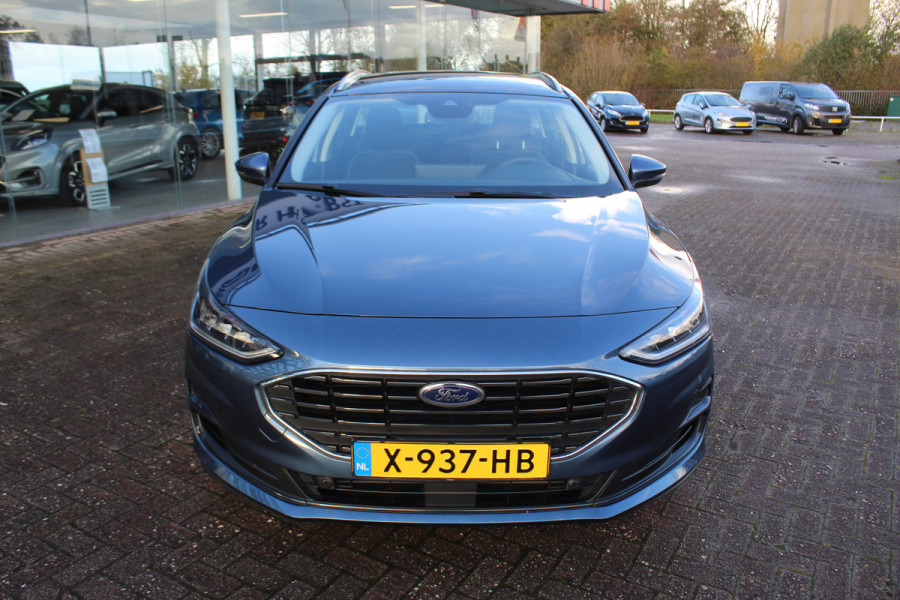 Ford FOCUS Wagon 1.0-155pk EcoBoost Mild-Hybrid Titanium. Fabrieksgarantie t/m 29-01-2027 ! SYNC 4, Volautm. airco dual,  adaptive cruise cntrl, stoel-, stuur- en voorraam verwarming, lane- en sideassist, metallic lak, LM wielen, elektr. panoramadak etc, etc.