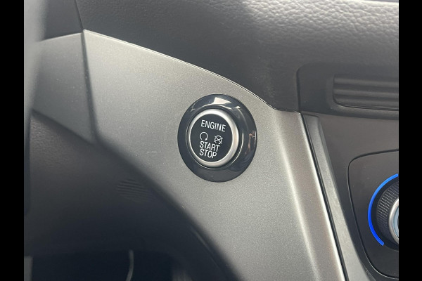 Ford Kuga 1.5 EcoBoost Trend Ultimate 120pk | Trekhaak | Elek. Voorruitverwarming | 1.800kg Trekgewicht | Privacy Glass