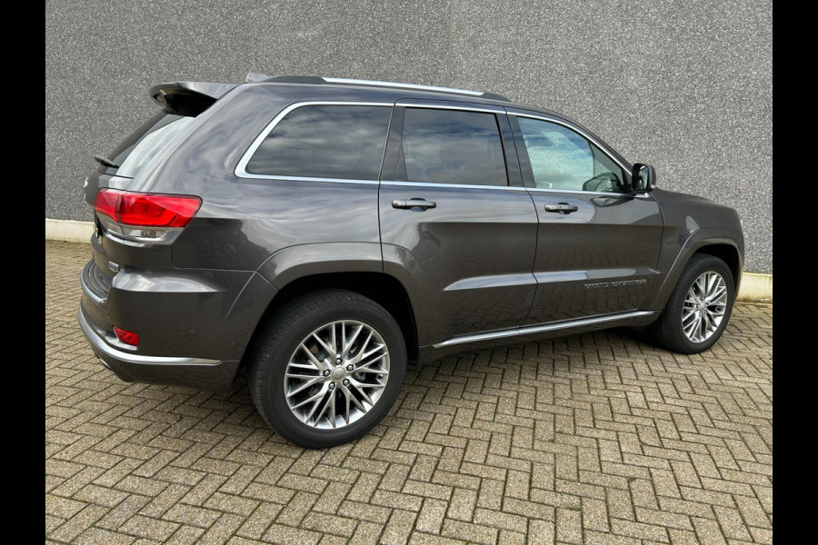 Jeep Grand Cherokee 3.0 CRD Summit | AUTOMAAT | PANO | NAVI | A.CAMERA | STUUR/STOELVERW | CC | PDC | NAP | NIEUWSTAAT