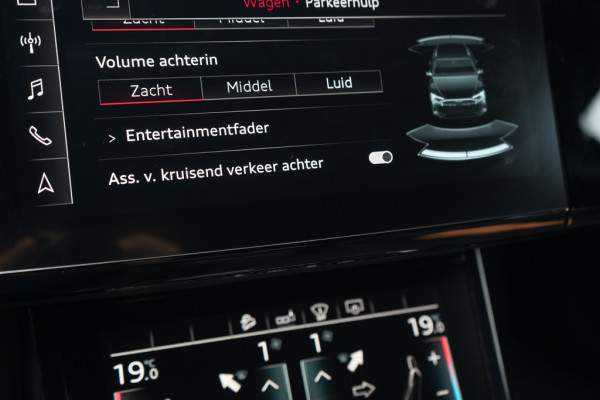 Audi e-tron 50 Quattro / Incl. BTW/ Luchtvering/ Standkachel/ Bang & Olufsen Sound System/ Panoramadak/ Trekhaak/ 230kW (313PK)