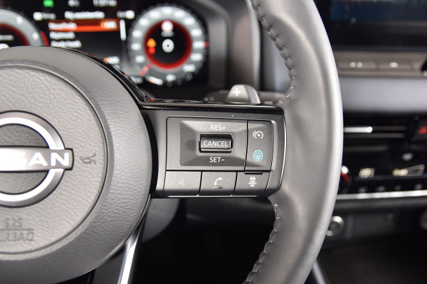 Nissan QASHQAI 1.3 MHEV 158 PK Xtronic Tekna Plus - Automaat | Pano | Dig. Cockpit | Adapt. Cruise | Stoel-+stuurverw. | 360 Camera | Bose | NAV + App. Connect | Auto. Airco | LM 19" | Elek. Klep |