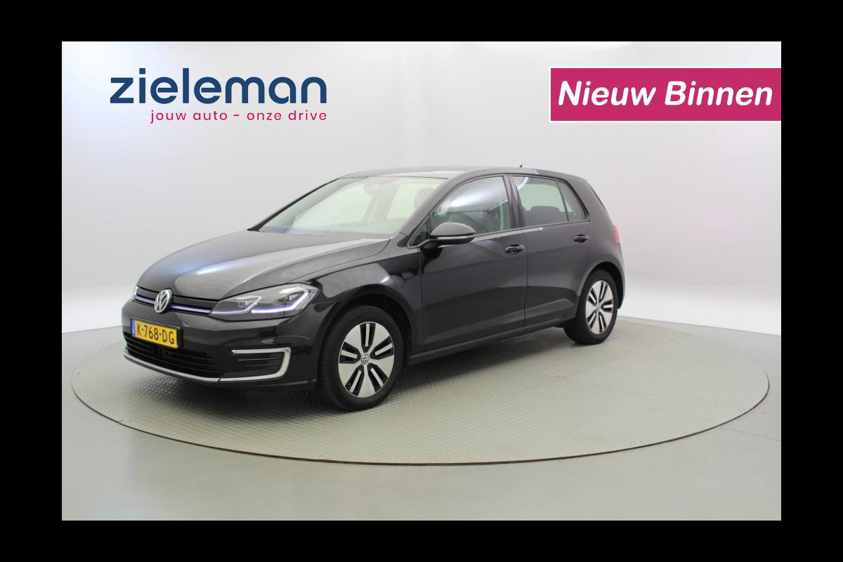 Volkswagen e-Golf Electric (14.000 na SUBSIDIE) - Navi, Carplay, Clima