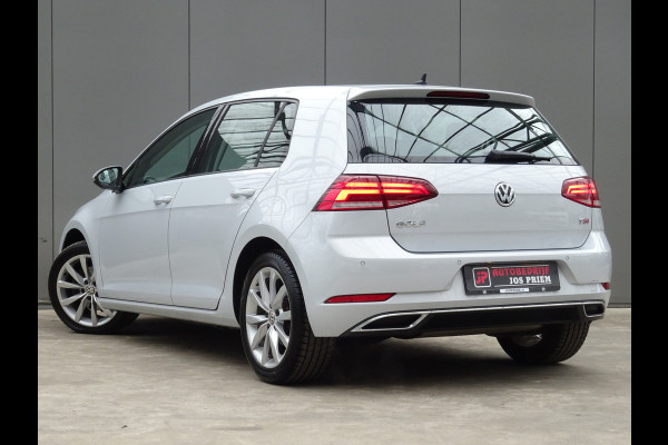 Volkswagen Golf 1.5 TSI Highline * CARPLAY * VIRTUAL COCKPIT * LED !!