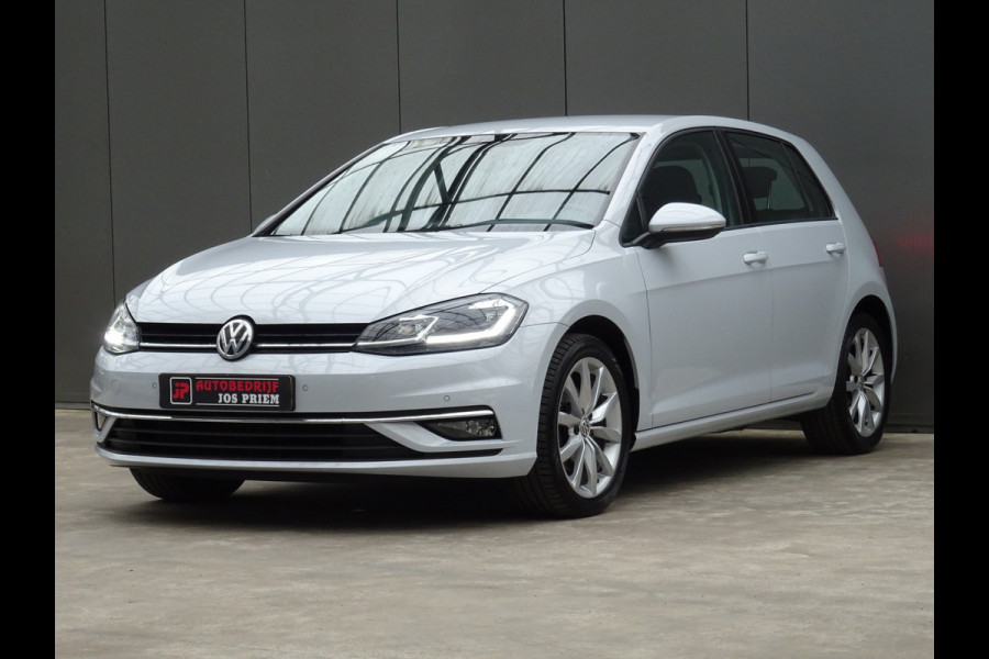 Volkswagen Golf 1.5 TSI Highline * CARPLAY * VIRTUAL COCKPIT * LED !!