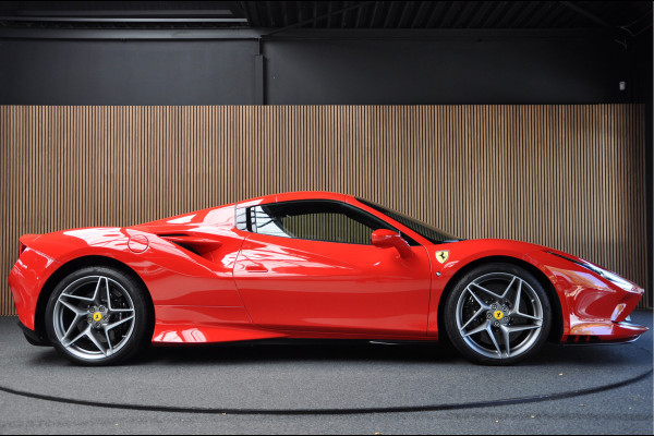 Ferrari F8 Spider 3.9 V8 HELE | Rosso Corsa | Daytona Seats | Passenger Display | CarPlay |