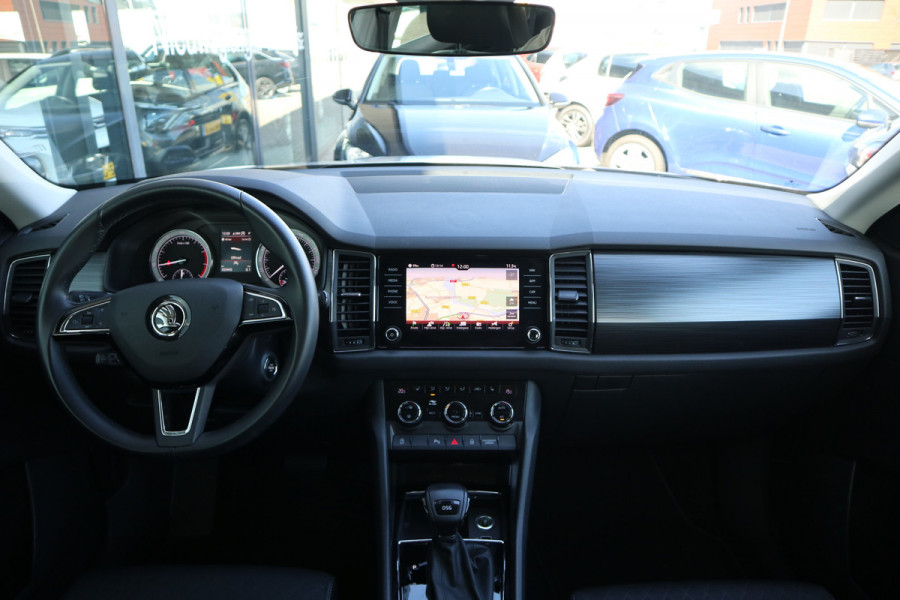 Škoda Kodiaq 1.5 TSI Business Edition NL AUTO | CARPLAY | HALF LEDER | CAMERA | STOELVERW |