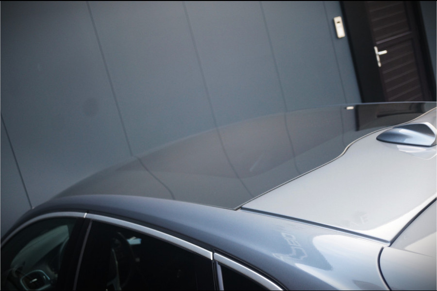 Volvo V40 1.5 T3 Polar+ Sport R-Design | Panoramadak | Harman&Kardon | Leer | Camera | Keyless | Led | Trekhaak | Elek. Stoel | Stoelverwarming | Automaat | BTW | NAP | Navigatie | Aut. Airco |