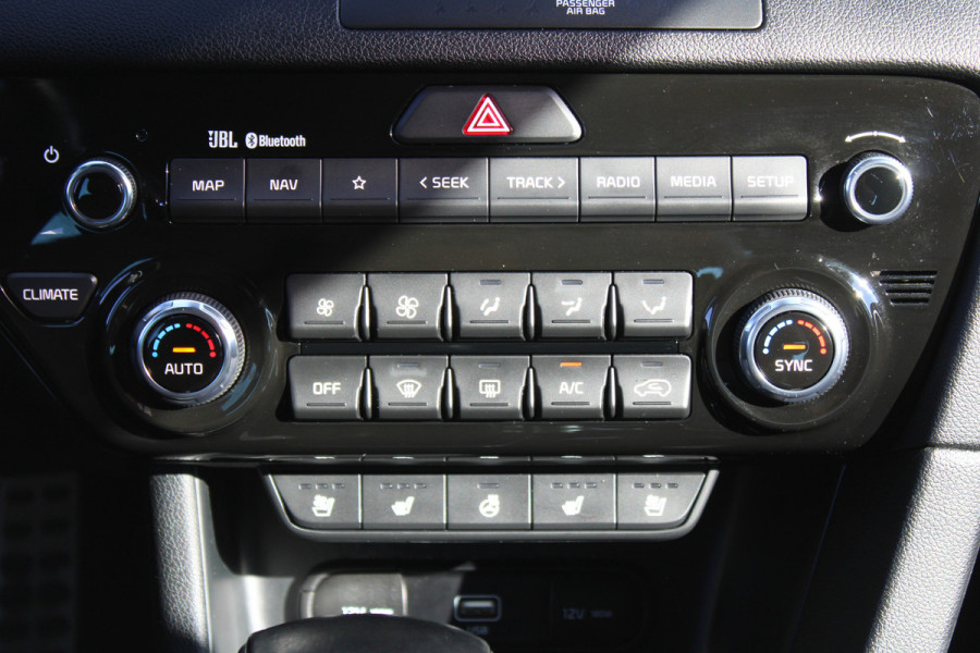 Kia Sportage 1.6 T-GDI GT-PlusLine | Vol opties! | Camera | Cruise | Electrische klep | Navi | 19" LM | Automaat | Panoramadak |