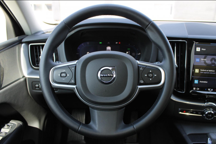 Volvo XC60 T6 350PK Automaat Recharge AWD Inscription Expression / LONG RANGE  / Panoramisch schuif-kanteldak / lederen bekleding / Google Infotainment / Keyless Entry / Cruise control