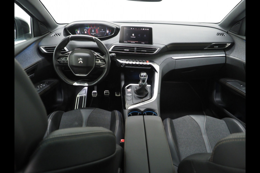 Peugeot 5008 1.2 PureTech GT-Line 7p | Panoramadak | 360 | Keyless | LED | Sfeerverlichting