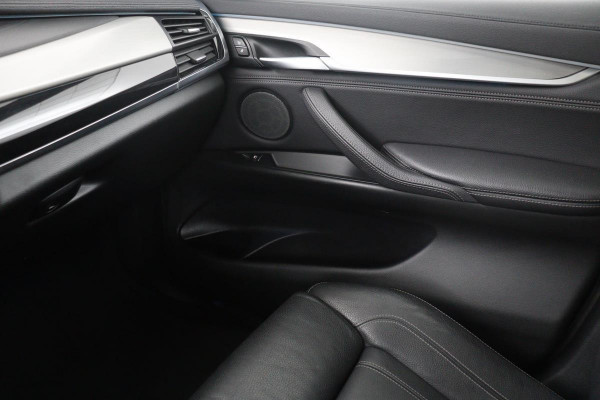 BMW X6 xDrive50i M-Sport | Schuifdak | Head-Up | Stoel & stuurverwarming | Adaptive cruise | Leder | Trekhaak | Navigatie | Memory | Keyless | Full LED | Standkachel