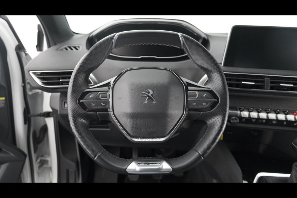 Peugeot 3008 PureTech 130 GT-Line | Dodehoekdetectie | Apple Carplay | Stoelverwarming | Parkeersensoren