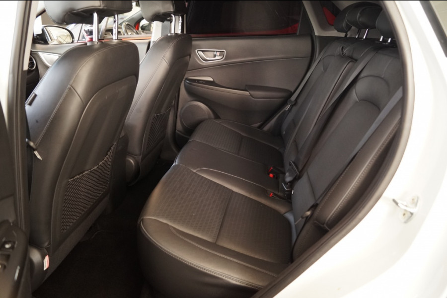 Hyundai Kona EV Premium 204pk 64kWh -NAVI-ECC-LEER-PDC-CAM-