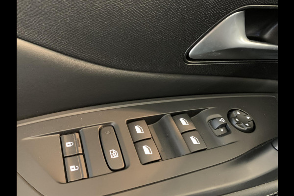 Peugeot 308 1.6 HYbrid 180 Allure Pack Business 180 PK | Navigatie | Apple Carplay/Android Auto | Bluetooth | Parkeersensoren voor en achter