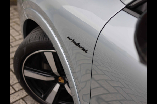 Porsche Cayenne E-Hybrid *SportDesign*Chrono*Pano*Vierwielbesturing*