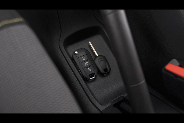 Citroën C3 PureTech 82 S&S Feel Edition | Apple Carplay | Navigatie | Parkeersensoren | Climate Control