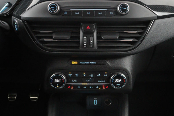 Ford Focus 1.0 EcoBoost ST-Line | Stoel & stuurverwarming | Camera | Carplay | Navigatie | Keyless | Climate control