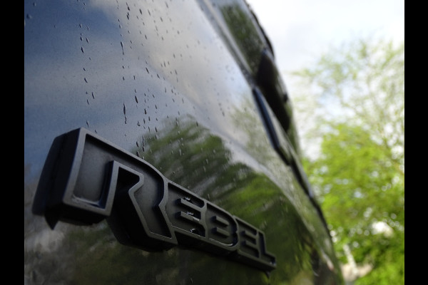Dodge Ram 1500 Crew Cab Rebel Off-Road