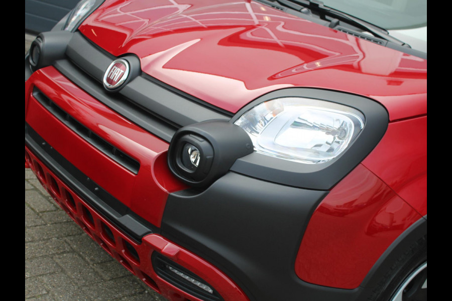 Fiat Panda Hybrid Cross | MY24 | Airco | Bluetooth Dakrails | LED | PDC | Beschikbaar in overleg